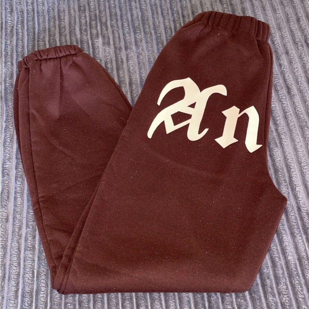 sweatpants